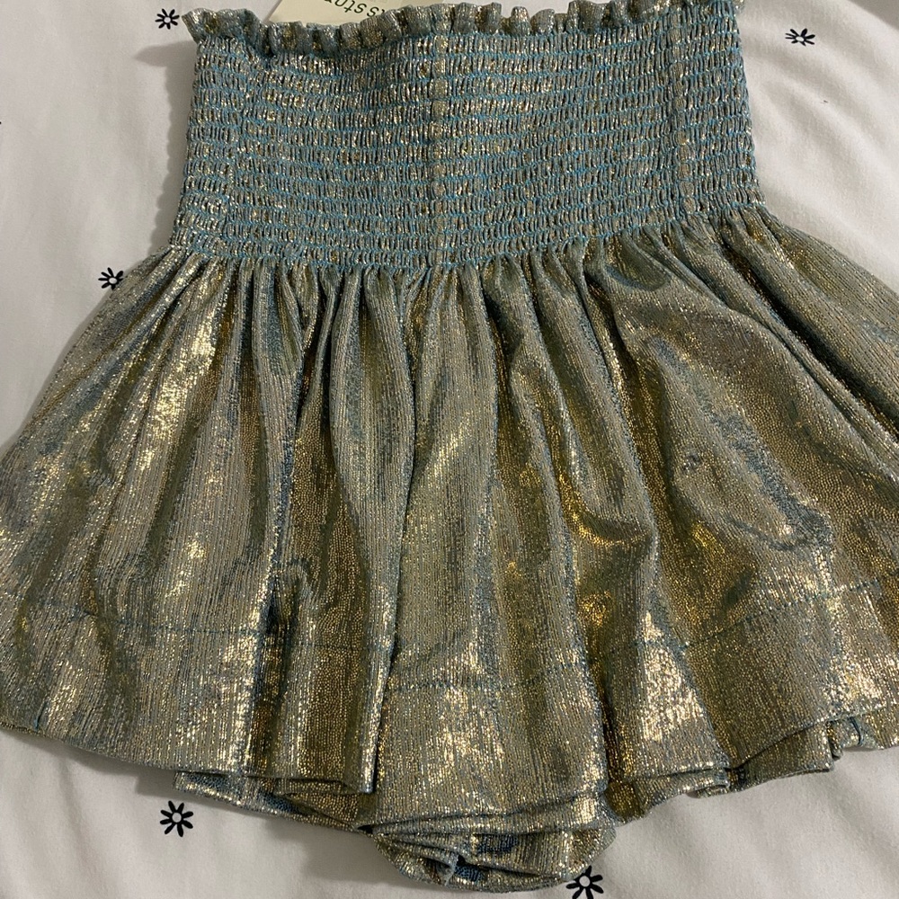 Queen of sparkles swing short